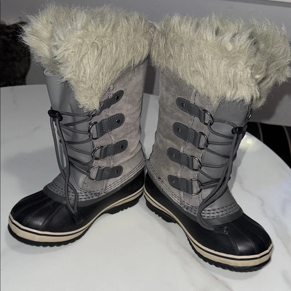 Sorel Gray and Black Fur-Lined Boots